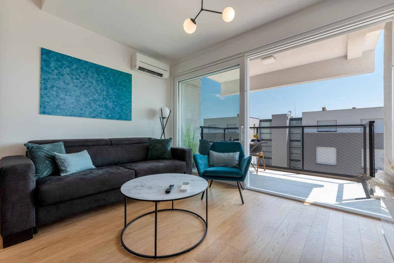 Dalmatia Apartment Znjan Split Exteriör bild