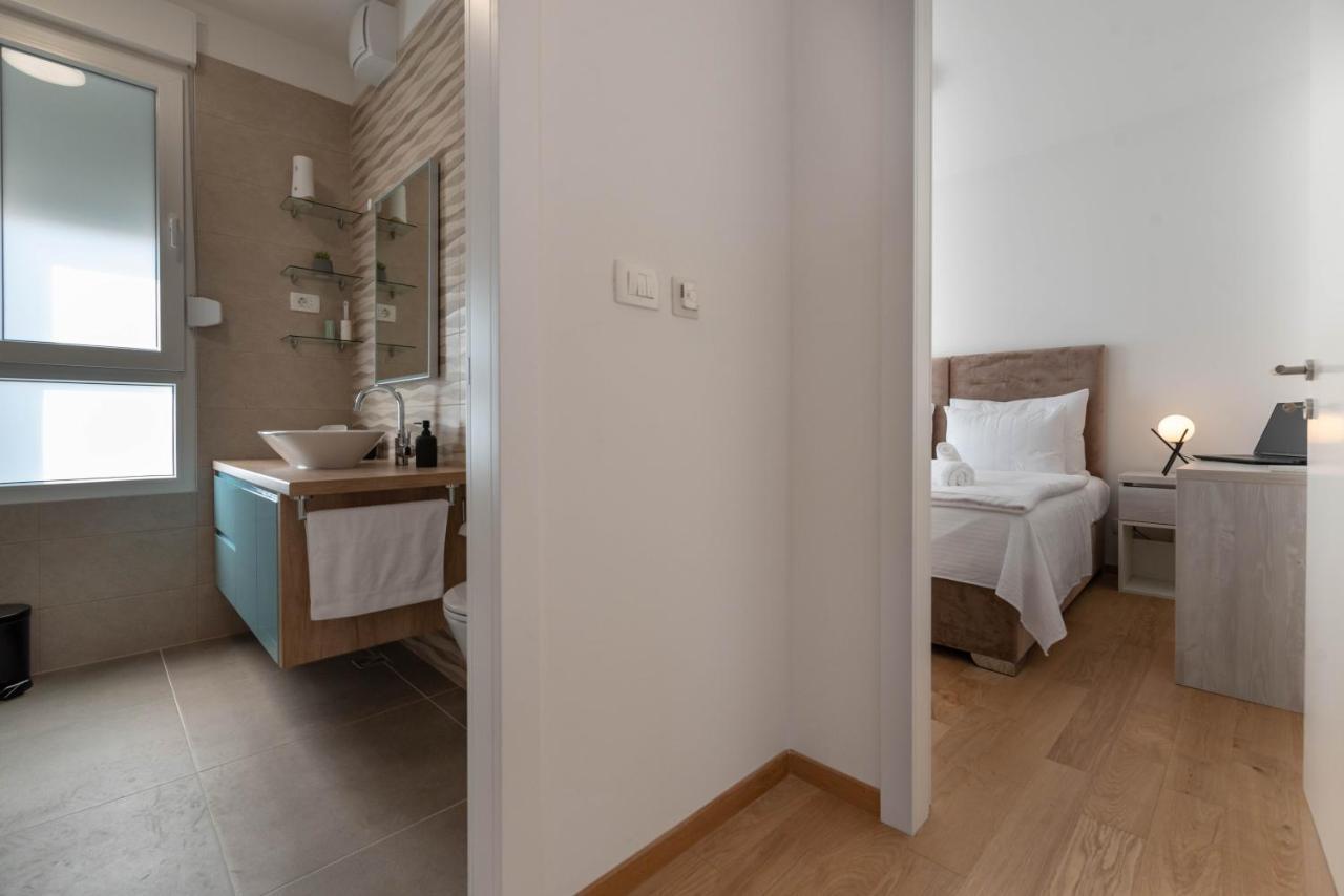 Dalmatia Apartment Znjan Split Exteriör bild