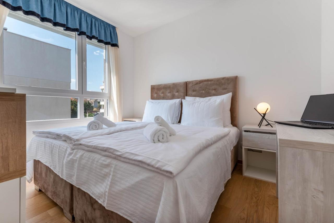 Dalmatia Apartment Znjan Split Exteriör bild