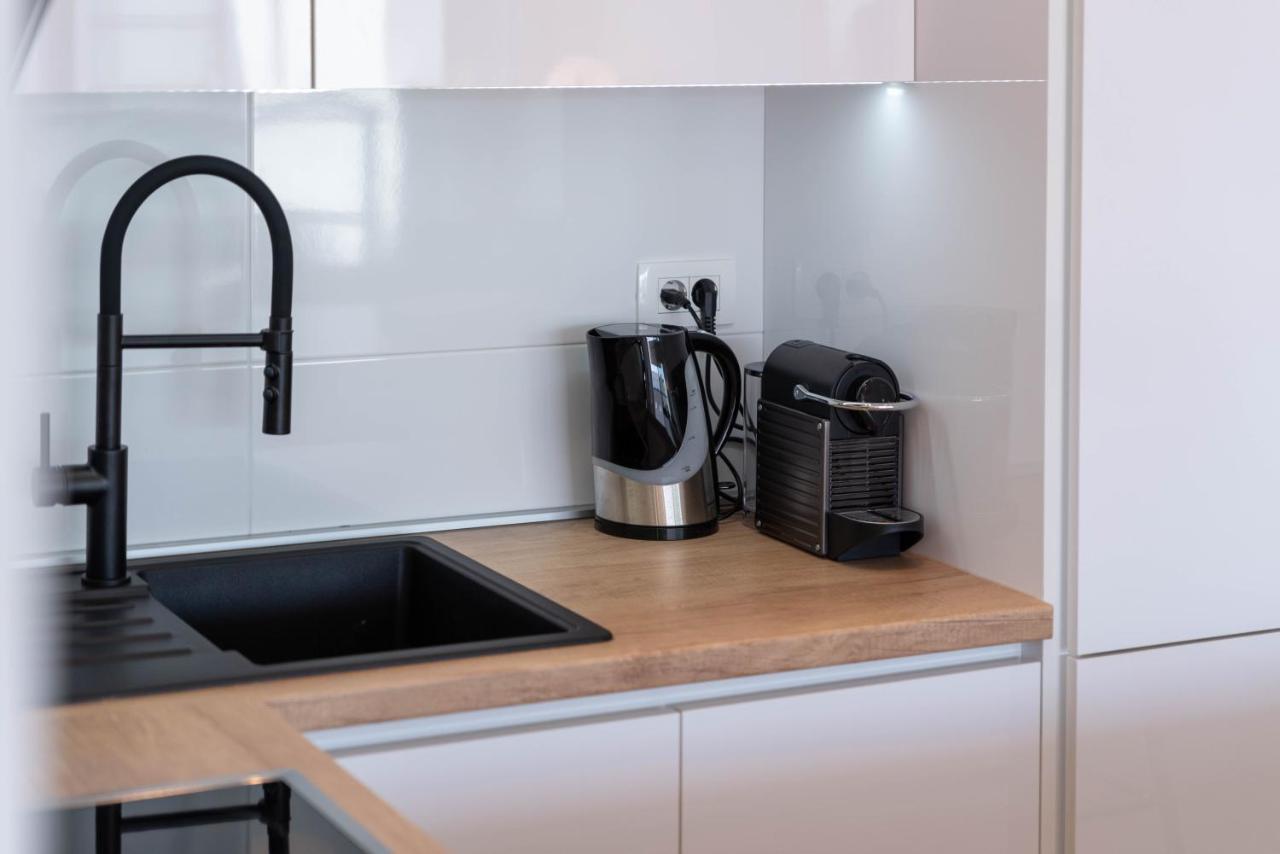 Dalmatia Apartment Znjan Split Exteriör bild