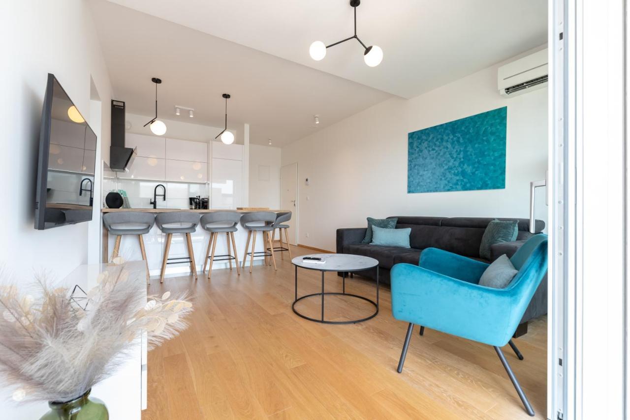 Dalmatia Apartment Znjan Split Exteriör bild