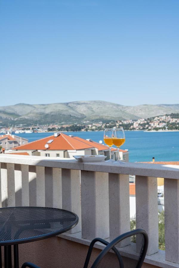 Dalmatia Apartment Znjan Split Exteriör bild